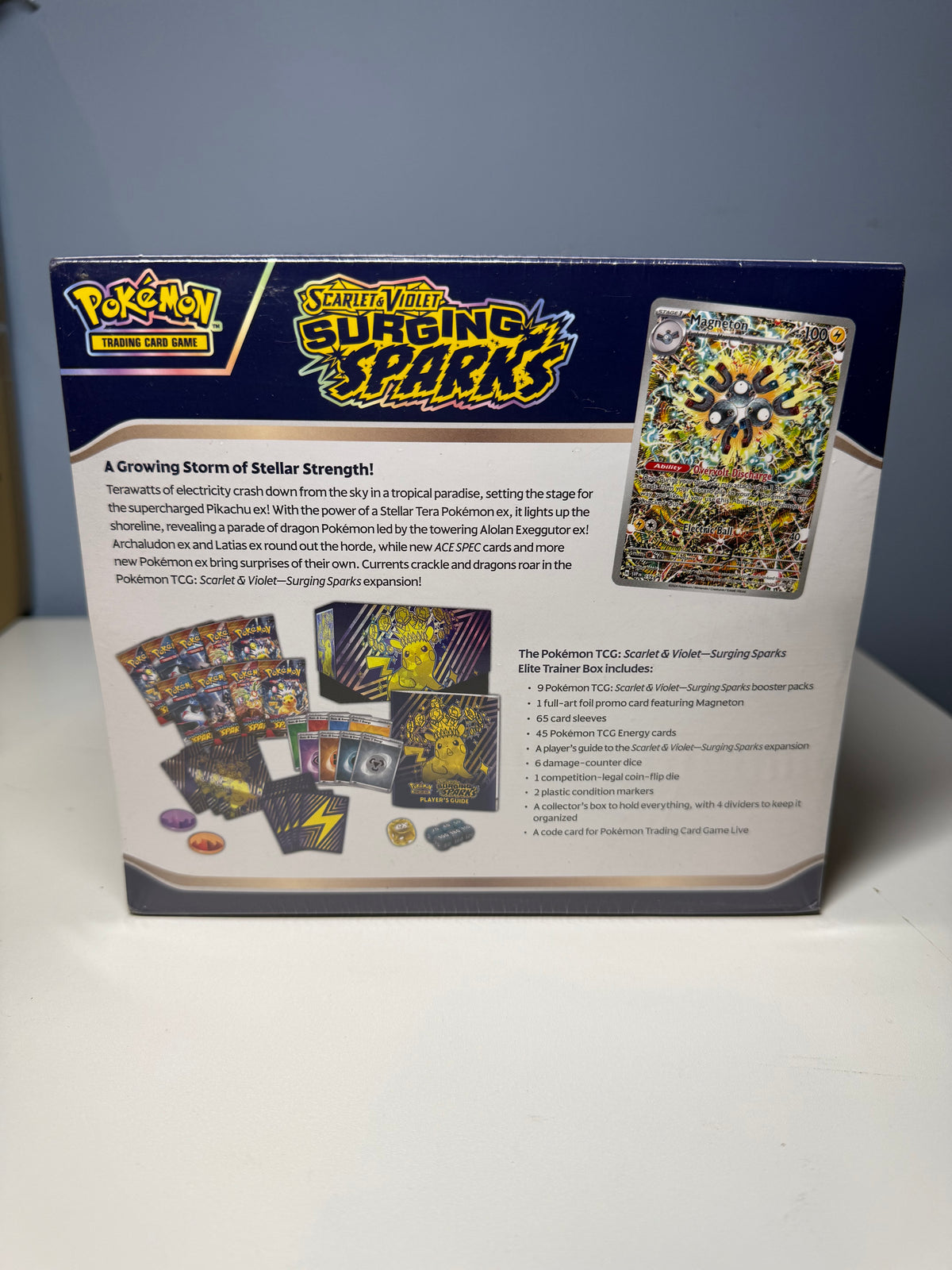 Pokémon: Surging Sparks SV08: Elite Trainer Box
