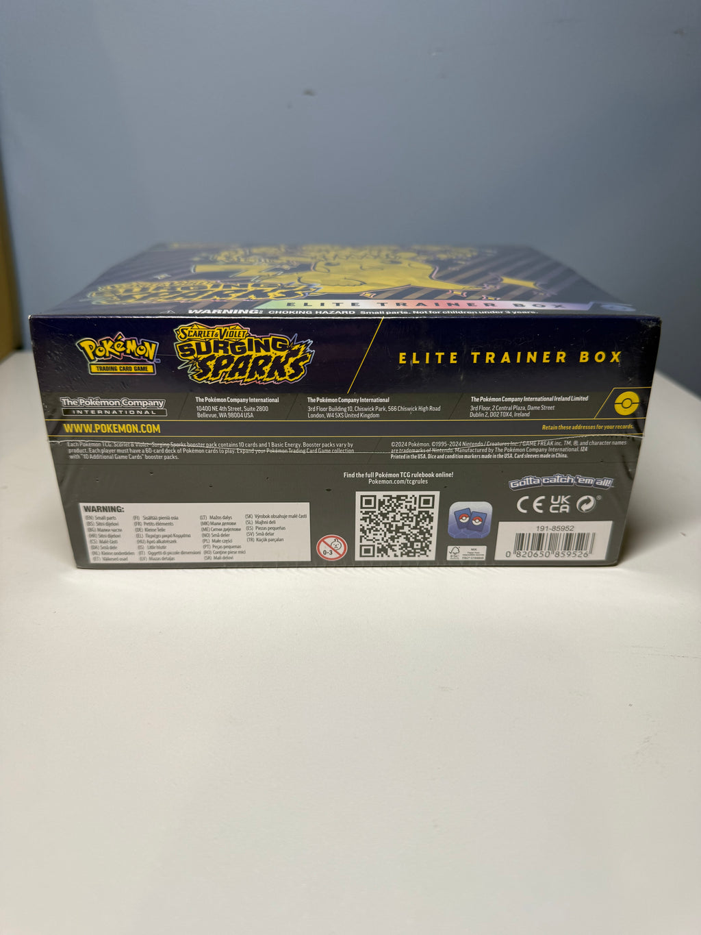 Pokémon: Surging Sparks SV08: Elite Trainer Box
