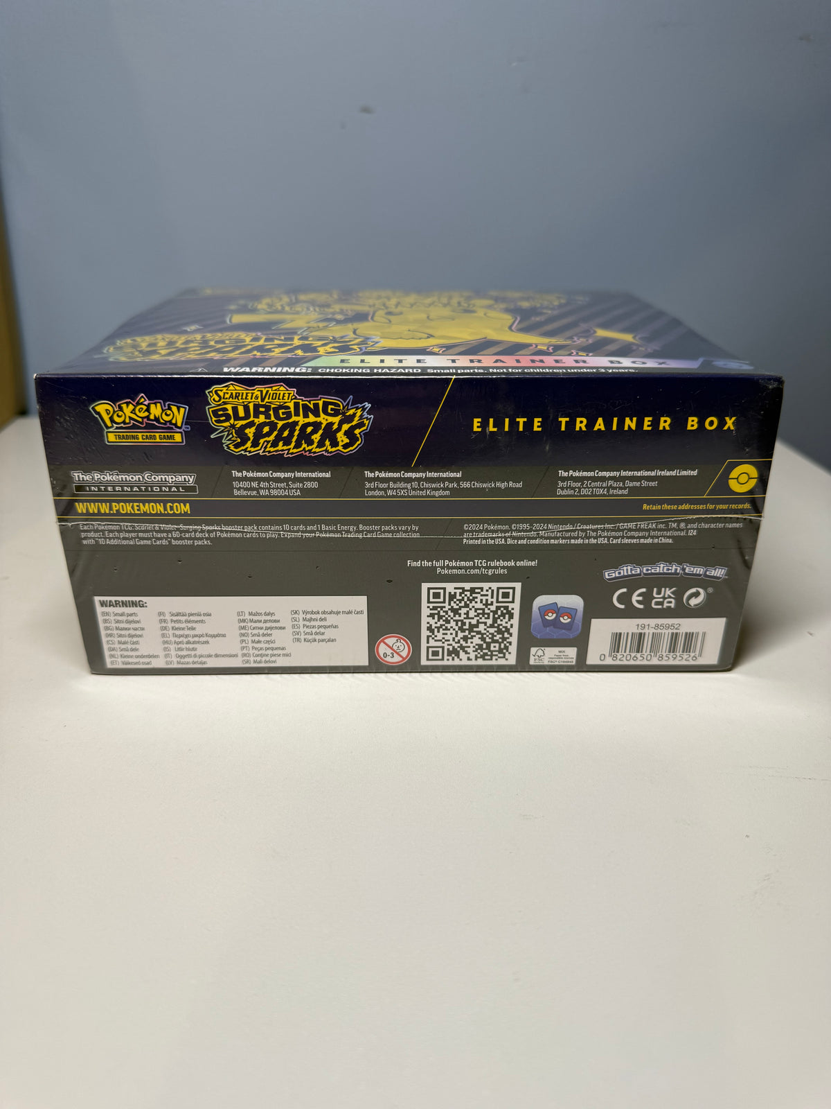 Pokémon: Surging Sparks SV08: Elite Trainer Box