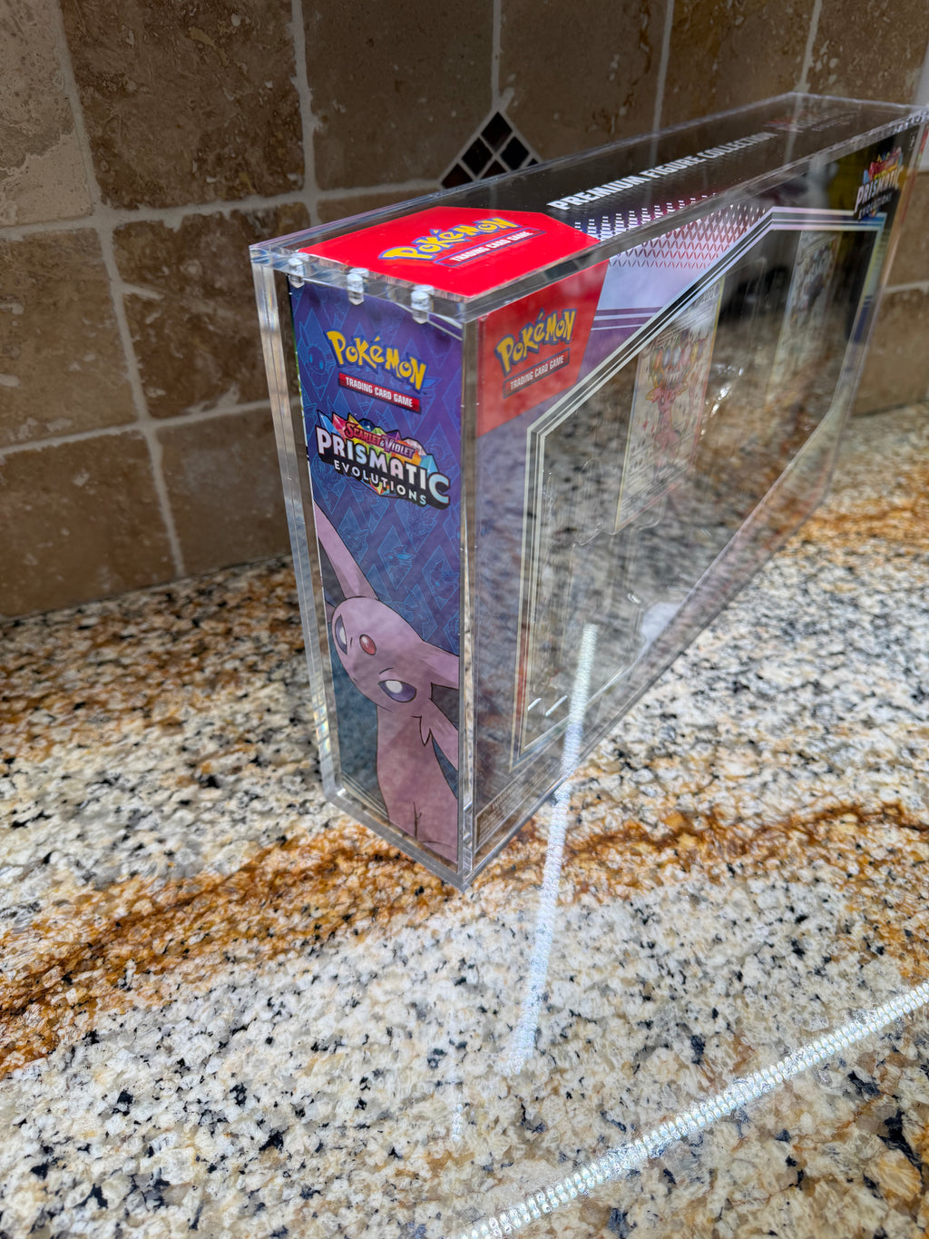 Pokémon Prismatic Figurine Collection Acrylic Case Magnetic Lid