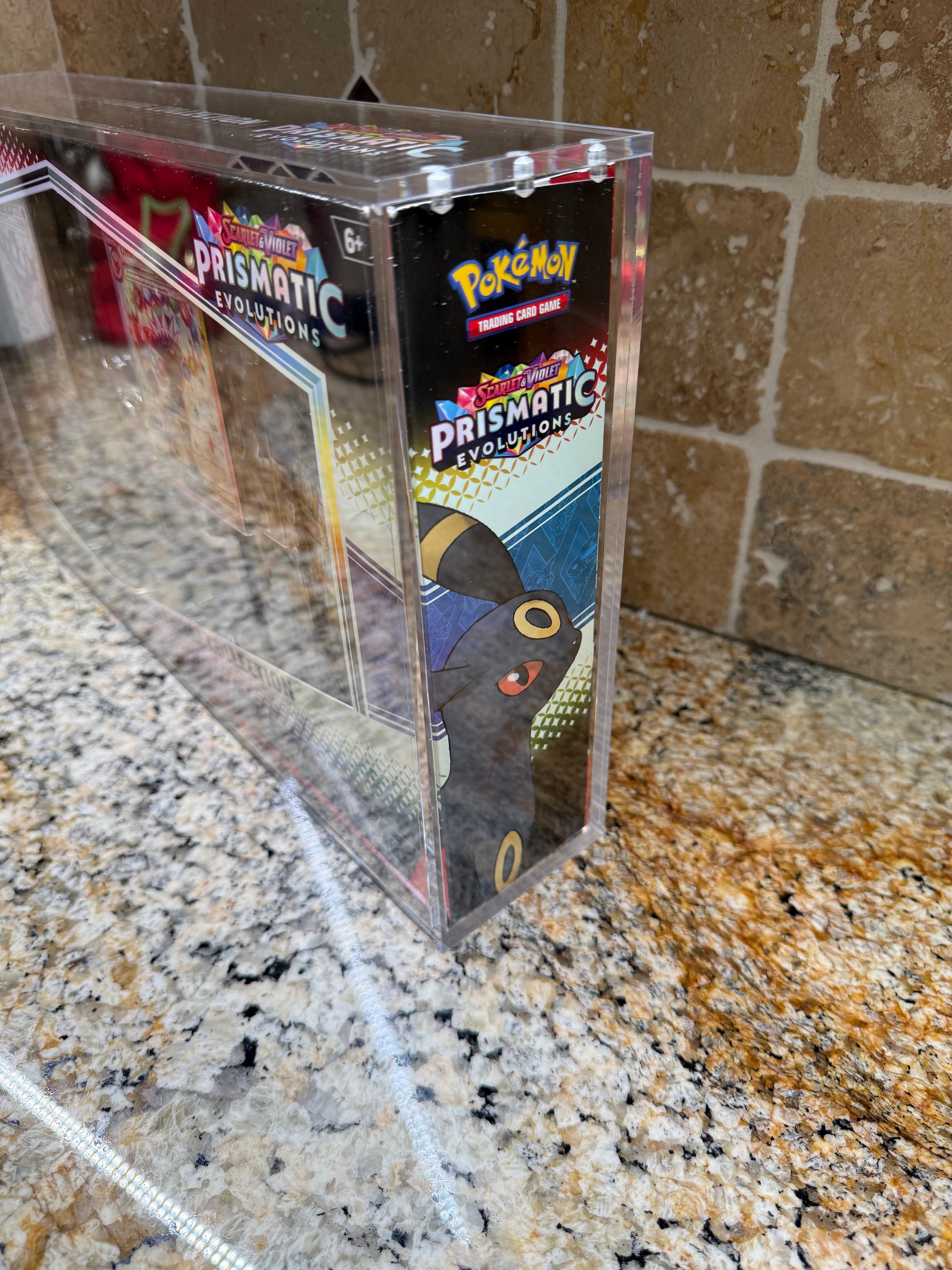 Pokémon Prismatic Figurine Collection Acrylic Case Magnetic Lid