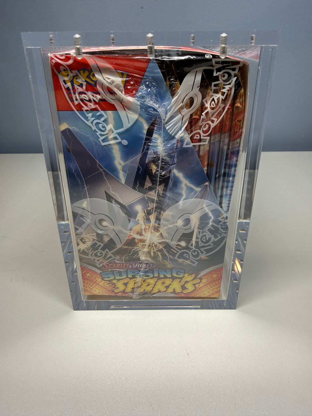 Pokémon: Surging Sparks SV08: Booster Box