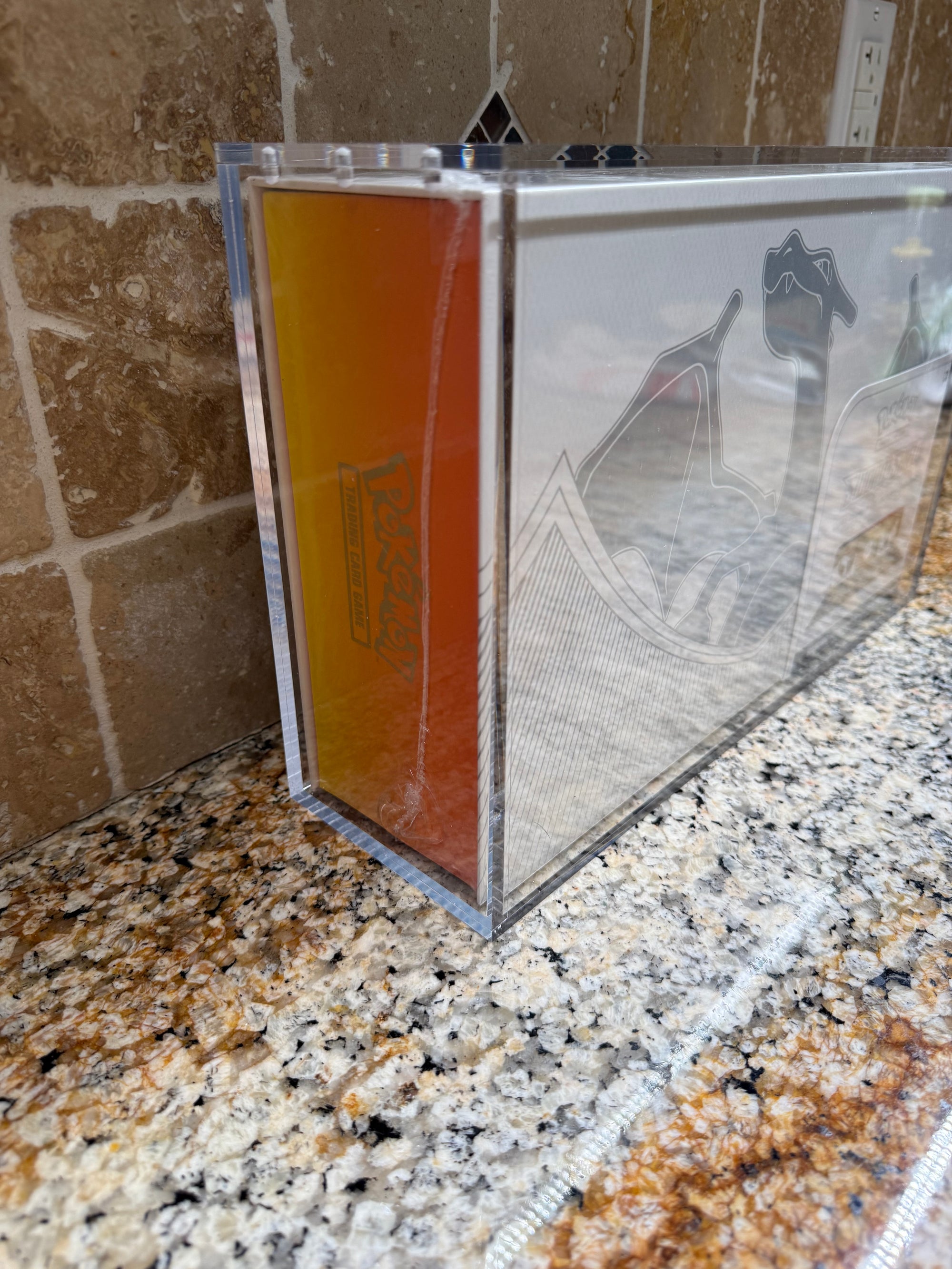 Pokémon Acrylic Case Sword & Shield Charizard UPC Magnetic Lid